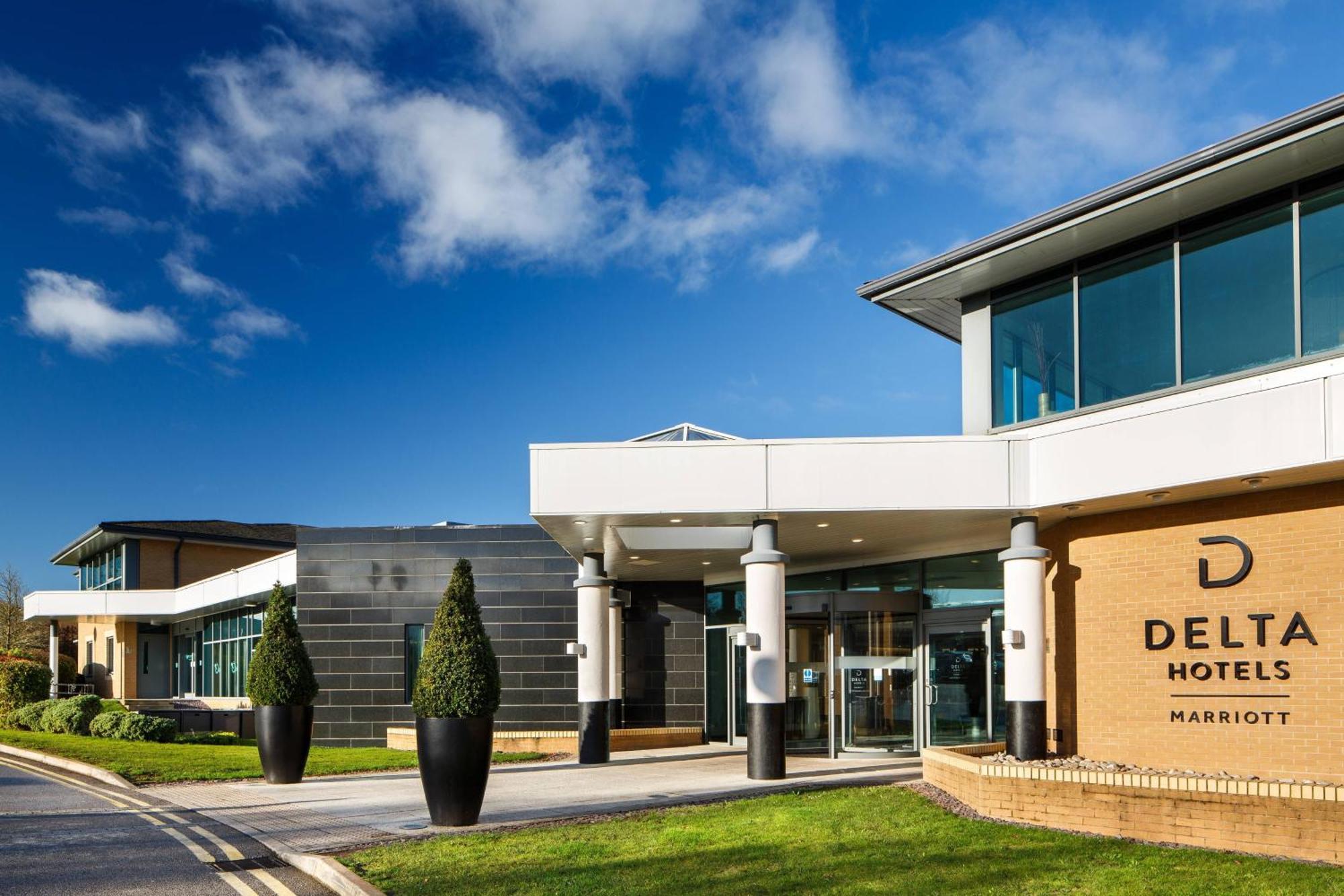 Delta Hotels By Marriott Nottingham Belfry Экстерьер фото
