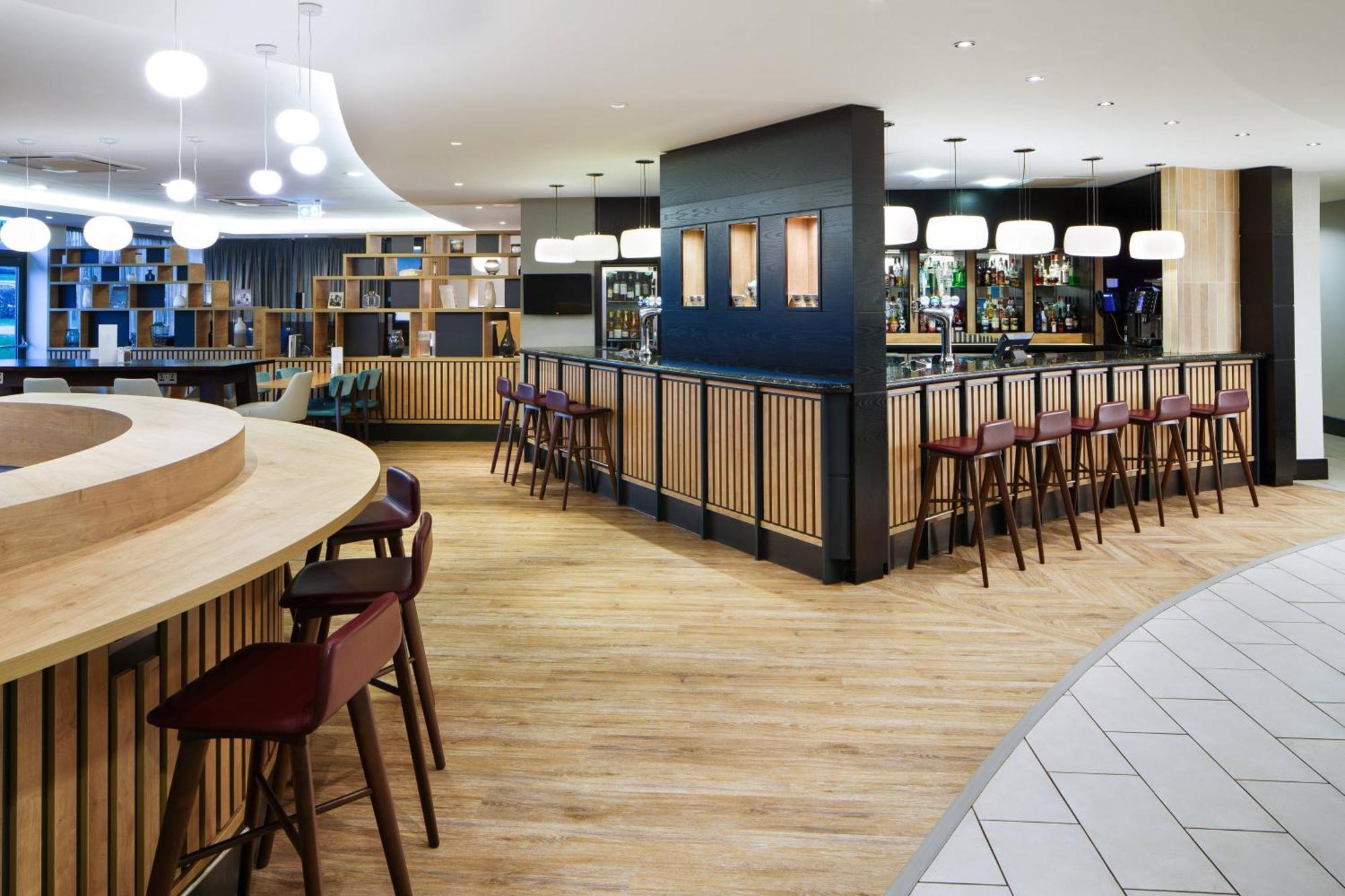 Delta Hotels By Marriott Nottingham Belfry Экстерьер фото