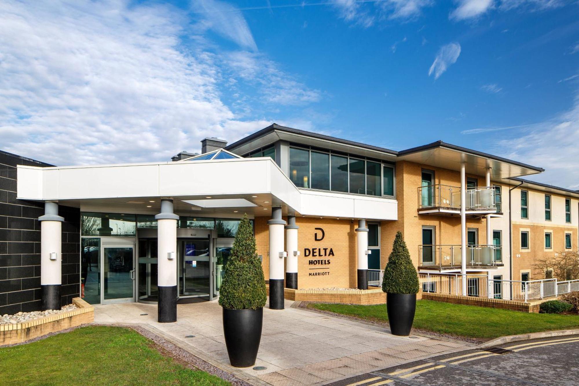 Delta Hotels By Marriott Nottingham Belfry Экстерьер фото